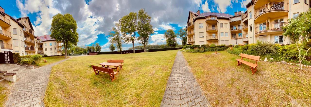 Sonnige Maisonette-Wohnung Mit Blick Auf Die Bucht Dziwnów Eksteriør bilde